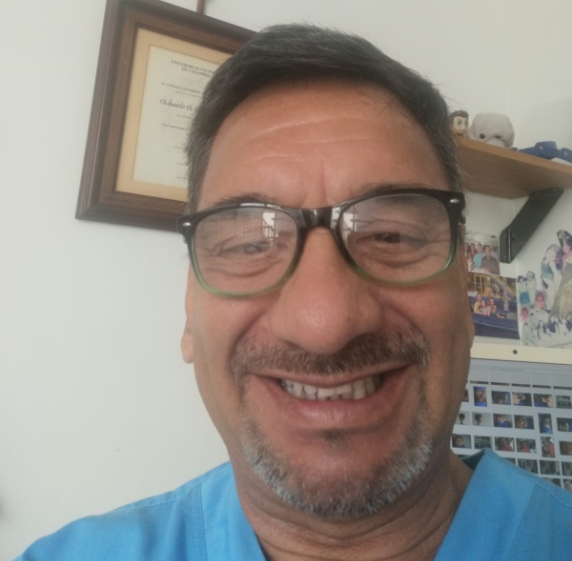 Dr Eduardo Estupiñan Odontologo Ibague Colombia